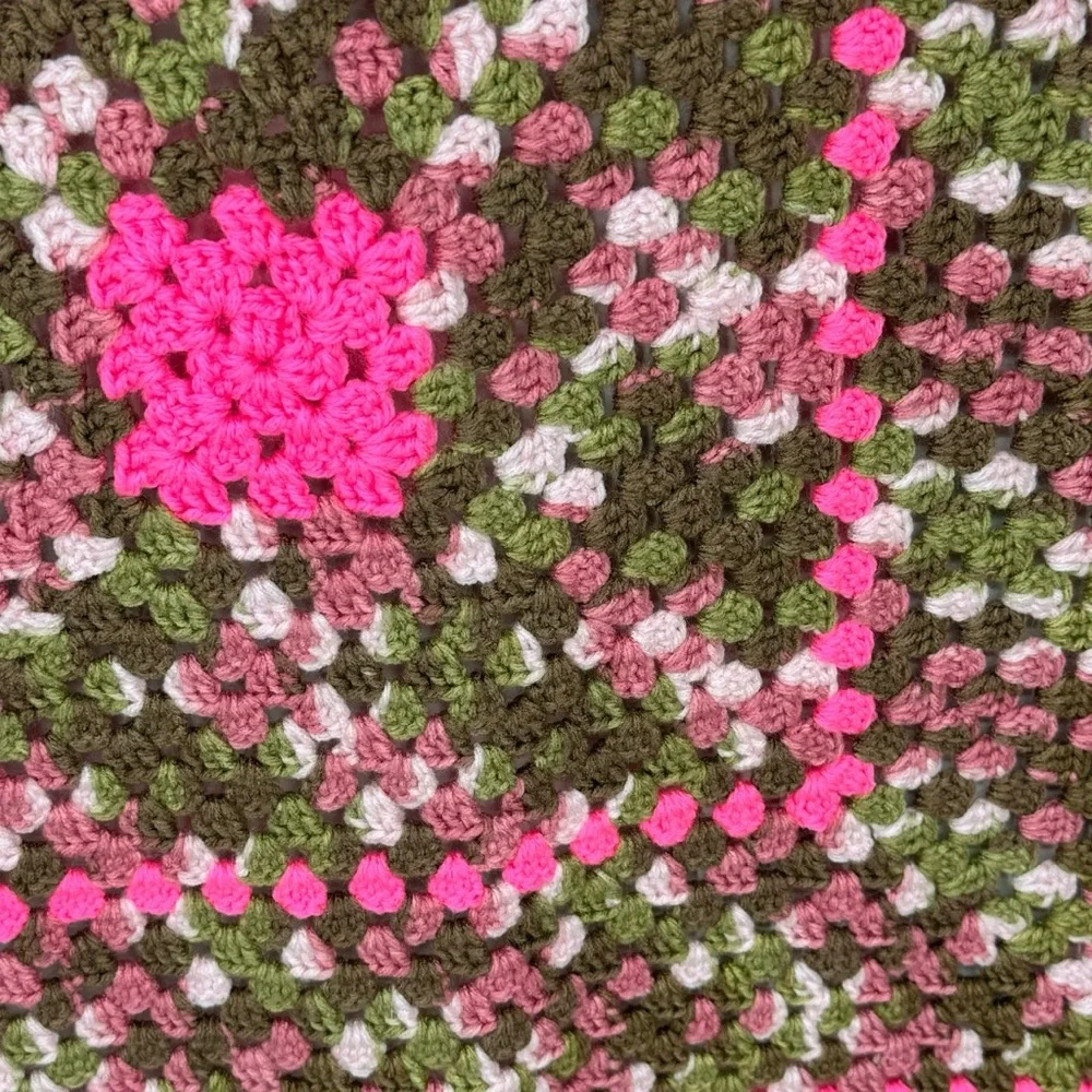 *Beautiful Hand Made Crocheted Blanket/Throw in Greens and Pinks.